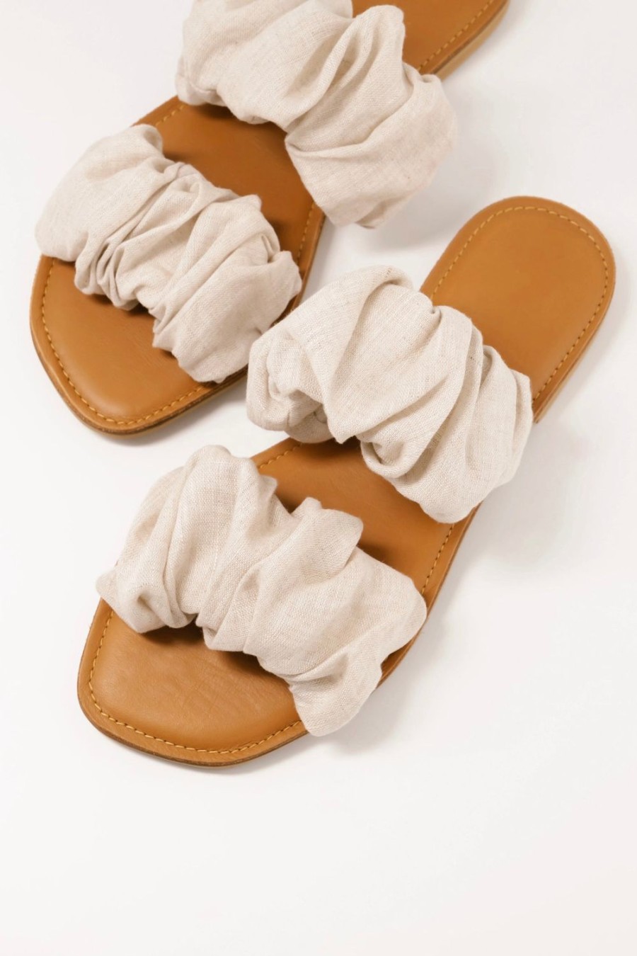 Sweet Peas St Tropez Linen Scrunchie - Sandal