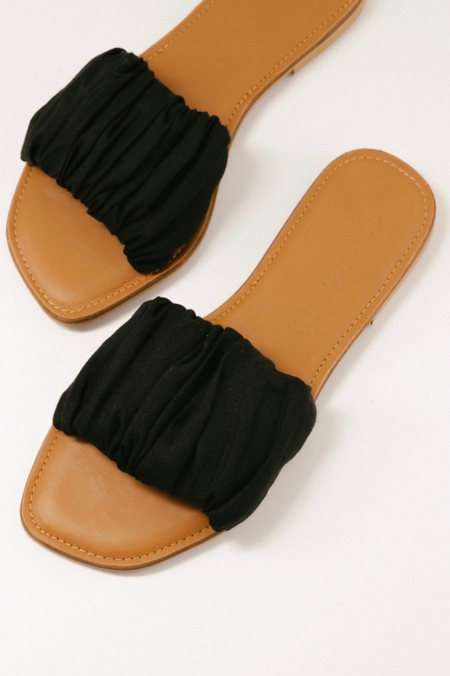 Sweet Peas Cuba Linen Scrunchie - Sandal